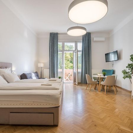 Klauzal Garden City Apartments Budapest Exterior photo